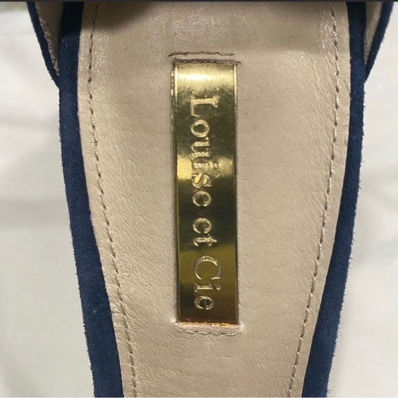 Louise et Cie Size 6.5 Adorable Pom Pom Sandal! Cutest sandals ever!! - Picture 6 of 10